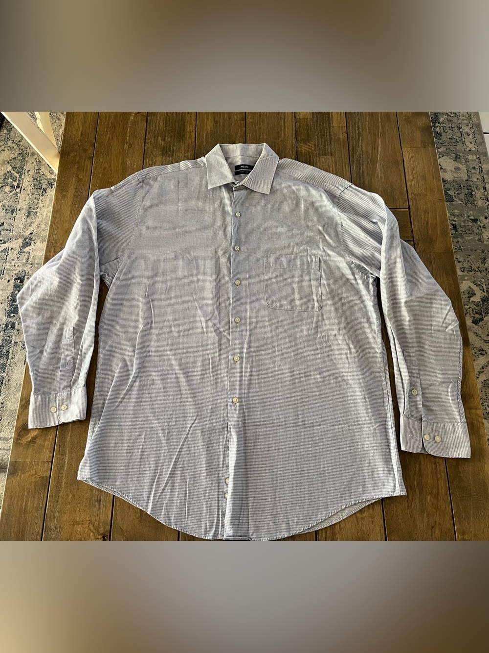 Alfani Easy Care Men's Light Blue White Patterned Button-Down Dress Shirt size L